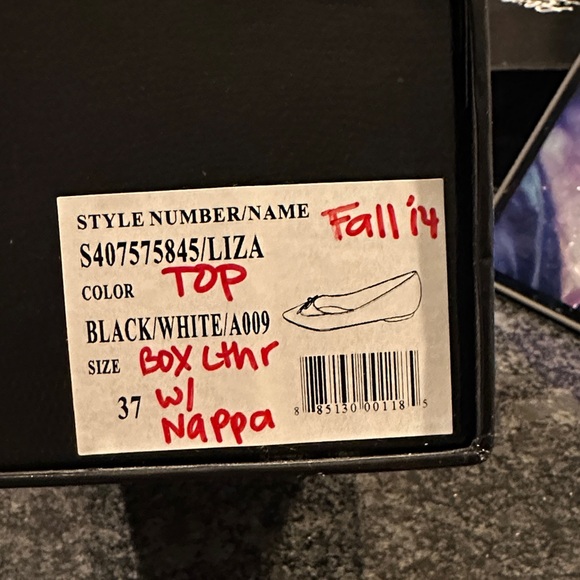 Alice + Olivia Black and White Flats with Bow Detail - Picture 3 of 3